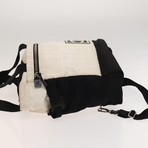 CHANEL New Travel Line Backpack Nylon Beige Black CC Auth kk472 - Picture 4 of 16